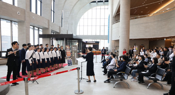 순천향대천안병원 개원 44주년 기념 음악회 모습f