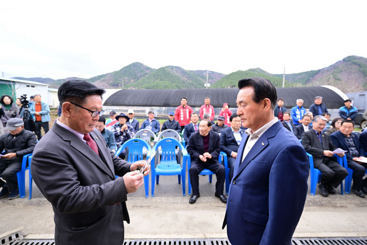 임화4리어르신회관준공식 (3)