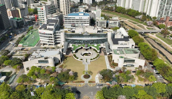 하남시청 전경(봄)