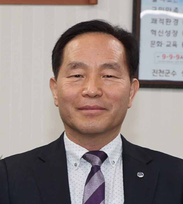 전도성 진천 부군수 사진