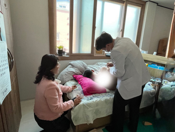 통합돌봄대상자 재거서비스 현장 방문 사진