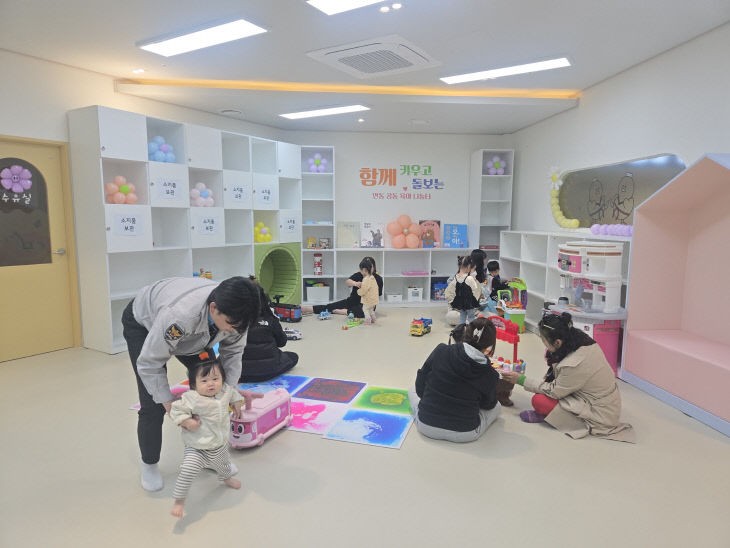 4.10(김해시 출산축하금  최대 400만 사진