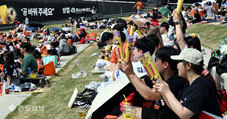 20260412-휴일 야구장1