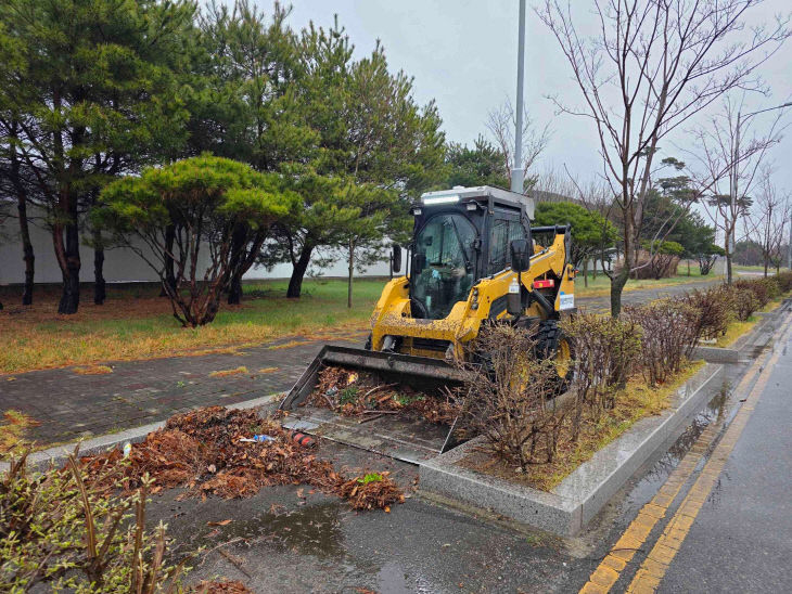 사본 - (사진2)석문국가산단 도로 환경정비1