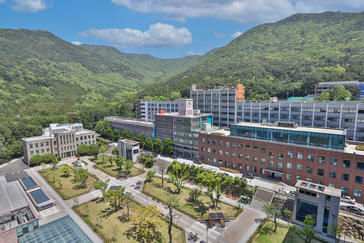 동아대학교 구덕캠퍼스 전경