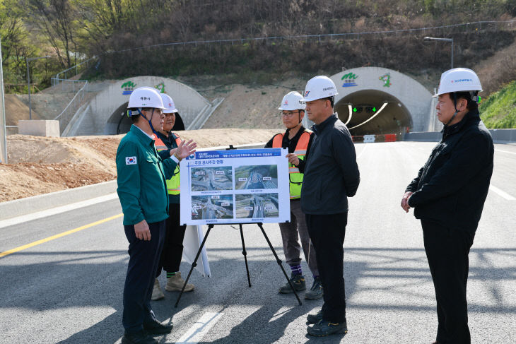 [사진4] 민선 8기 주요사업 현장점검…안전소통 3단계 추진-4