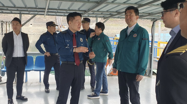 260417 충주경찰서 재난상황대비 유람선 안전점검 실시 (1)
