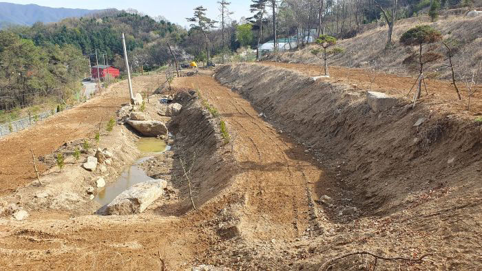 원상복구 현장 토사 대기 노출