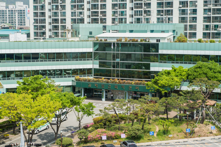 4.21 김해시 정례브리핑 보도자료(김해시충