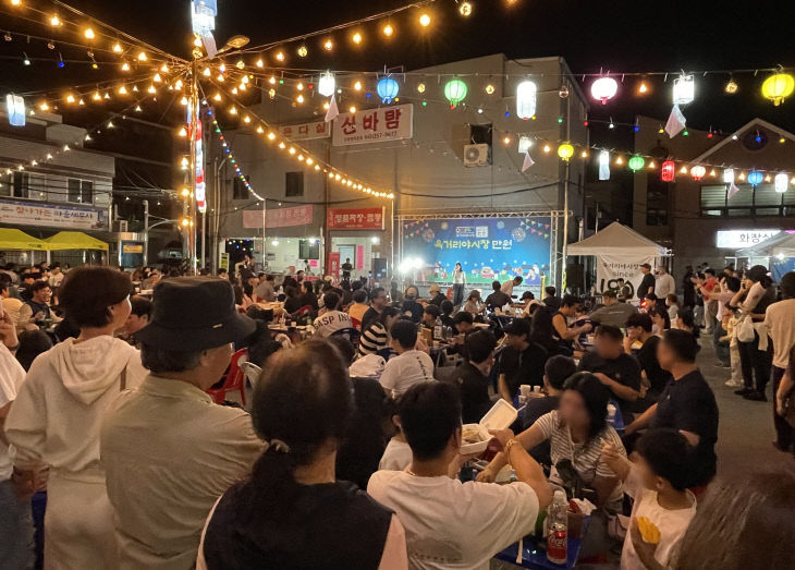 청주시 야간명소 ‘육거리 야시장’, 이번엔 포차존으로 변신.