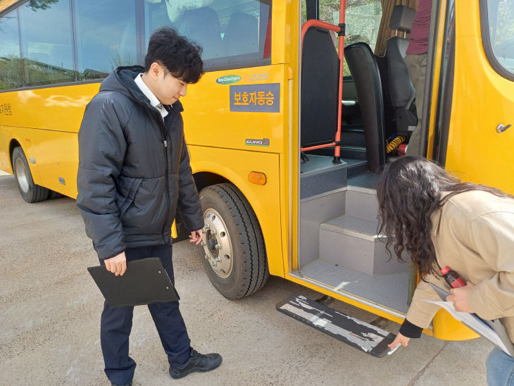 0421(화)-태안교육지원청, 어린이통학버스 안전점검 실시