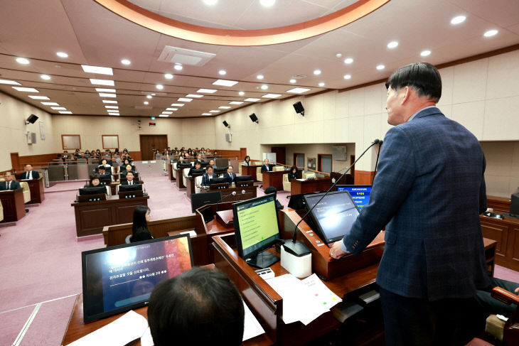 본회의 전경