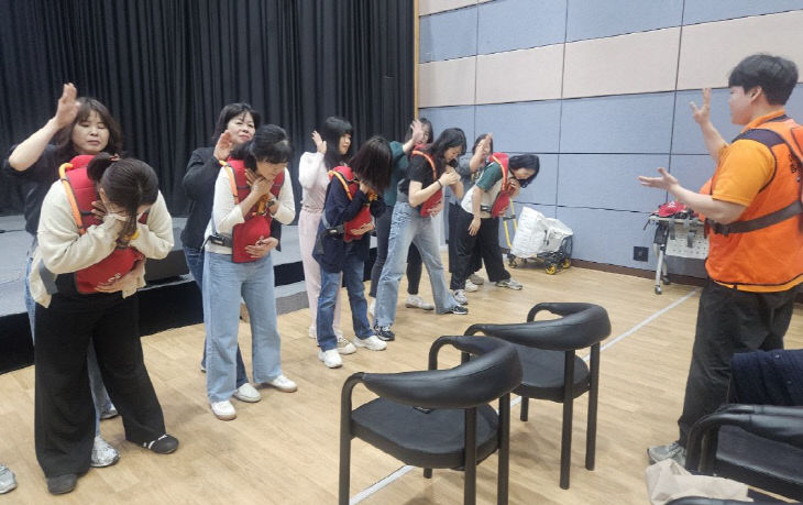 [사진3] 어린이이용시설 종사자 안전교육-1