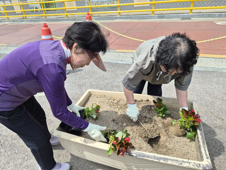 KakaoTalk_20260427_145219353_05 (1)