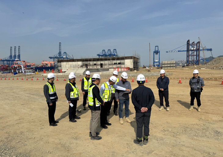 [260428 보도사진] 송상근 BPA 사장 있다.