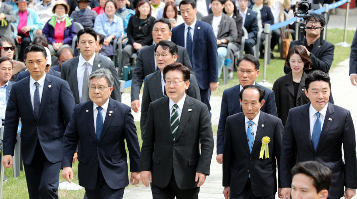 20260428-이재명 대통령 현충사 방문1