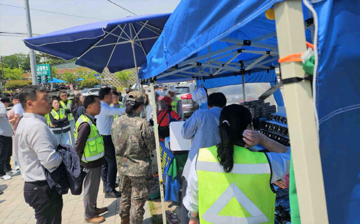 육군훈련소 인근 상권 계도 장면 (2)