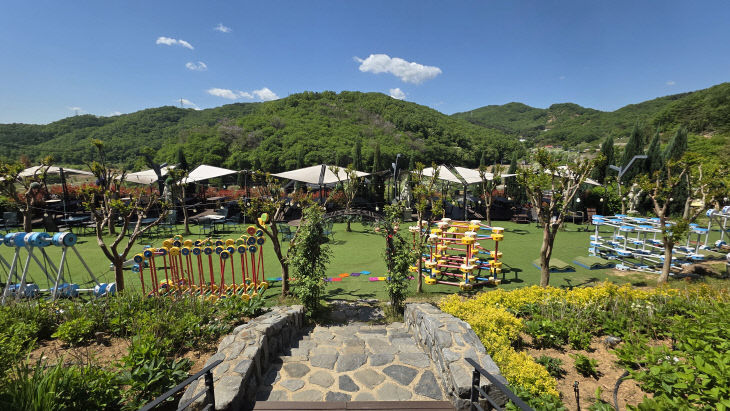 KakaoTalk_20260508_213444632_11