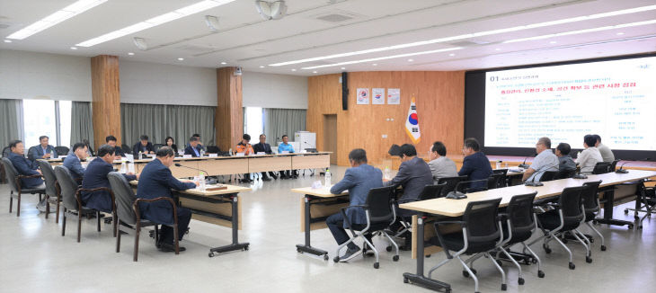 딸기축제최종평가보고회 장면 (2)