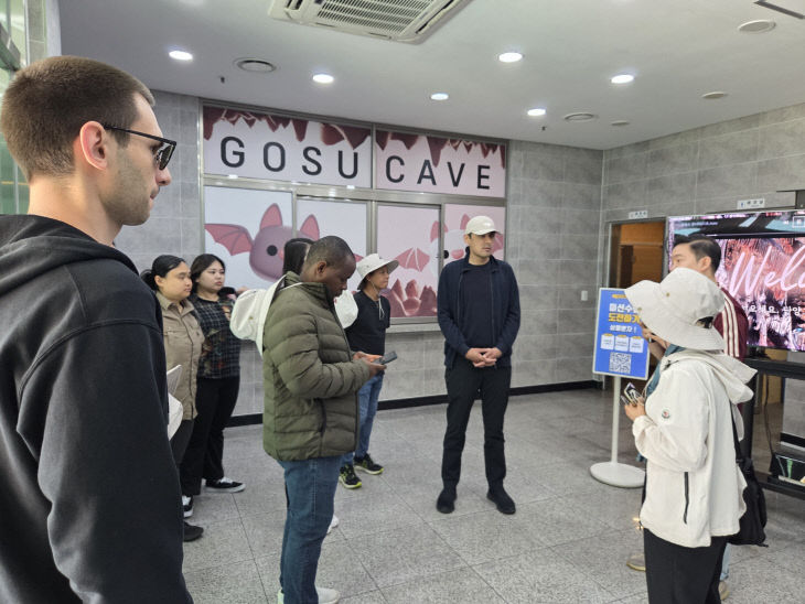 보도 1) 외국인 대상 교육 프로그램 모습(3)