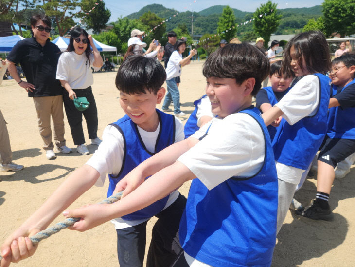 공주금학초 한마음 체육대회 사진(2)