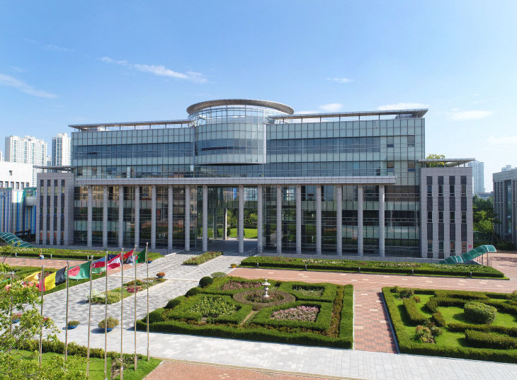 인천대학교 대학본부 전경