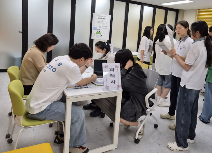 서천여고가 운영한 교육과정 박람회