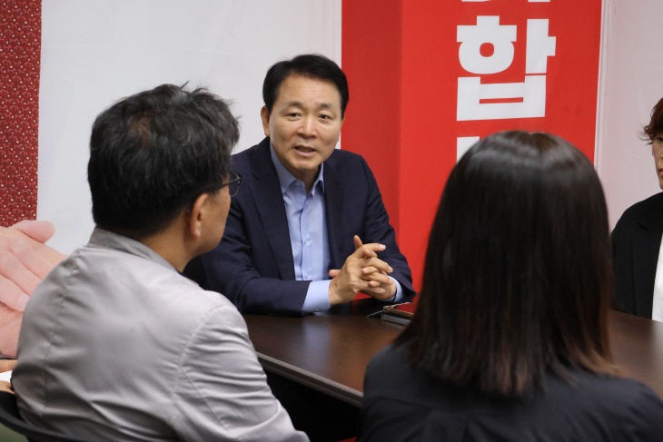 한국미술협회_천안시지회_사진(1)