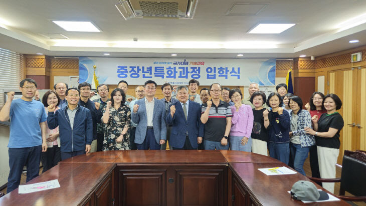 획 및 제작 과정 22명 입학