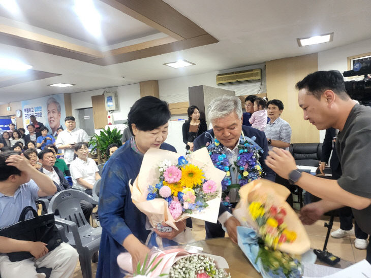 문정우 금산군수 당선인