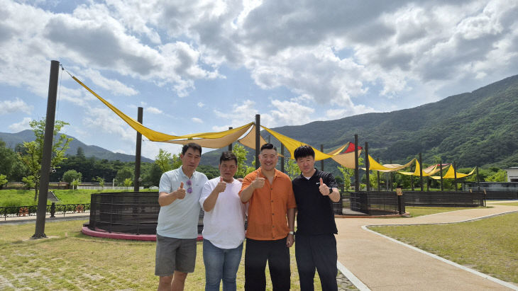 보도 3) 북벽물고기정원을 방문한 개그맨 미키광수(2)