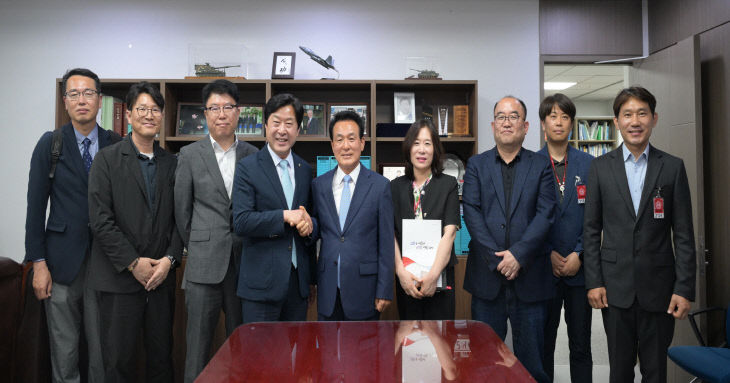 국회방문사진 (1)