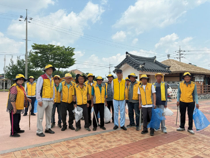 11.대흥면 노인회 환경정화 활동 (1)