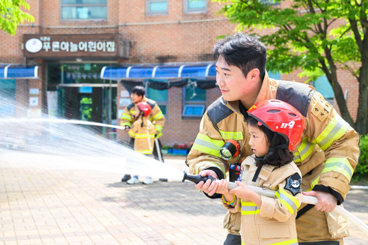 19전비 푸른하늘어린이집 화재 진압훈련 사진3