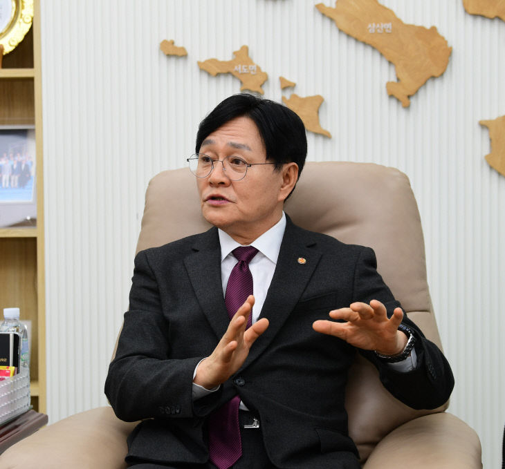 (박용철 강화군수)