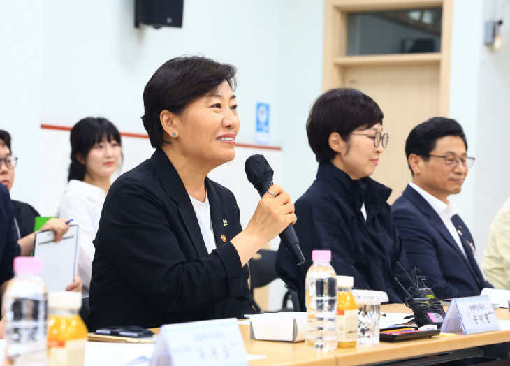 사진 4
