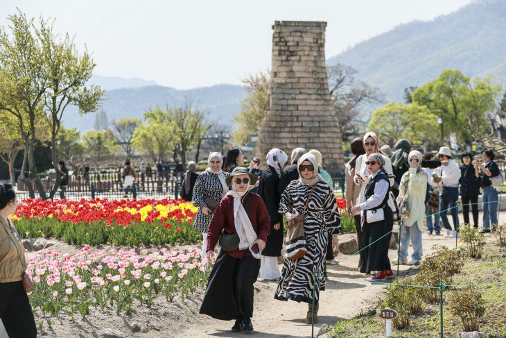 경주 찾는 외국인 관광객 18_ 급증