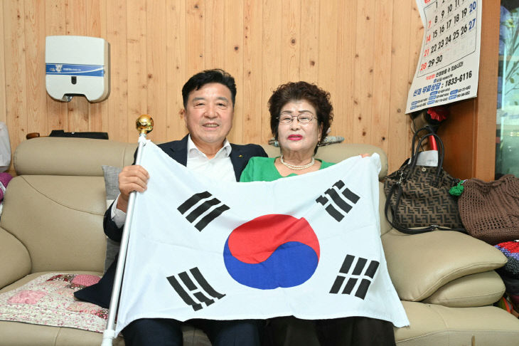 2.호국보훈의 달 위문 사진