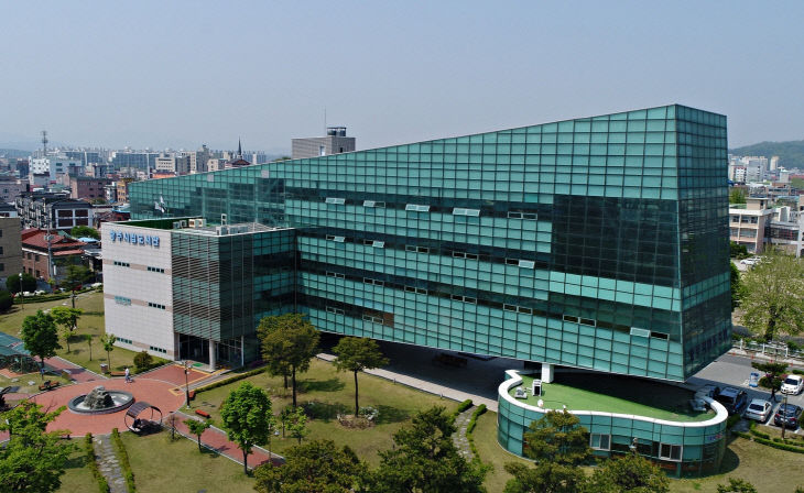 충주시립도서관 전경.(사진=충주시 제공)
