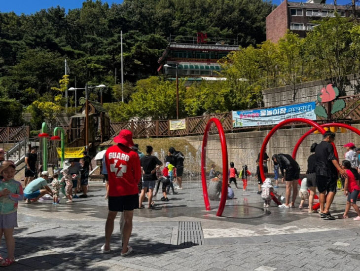 260701 부산 북구, 폭염 개장