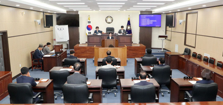 제10대 함양군의회원구성