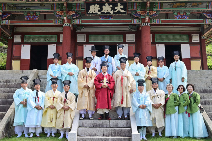 진주향교, 조규일 진주시장 취임‘고유례’봉행 (1)