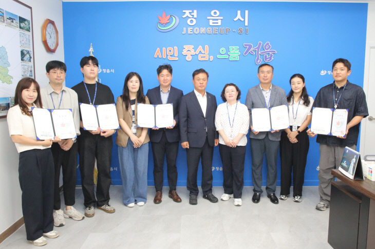 주원경, 최환혁, 박숙영, 홍석조, 한혜원, 박상민)