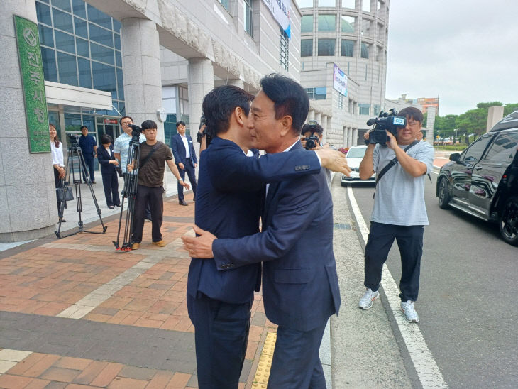 사천시, 진주시와 공동현안 해결 위해 손 맞잡아