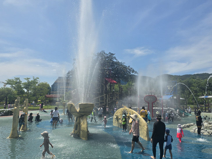 03의성군제공 조문국박물관 물놀이장 개장1