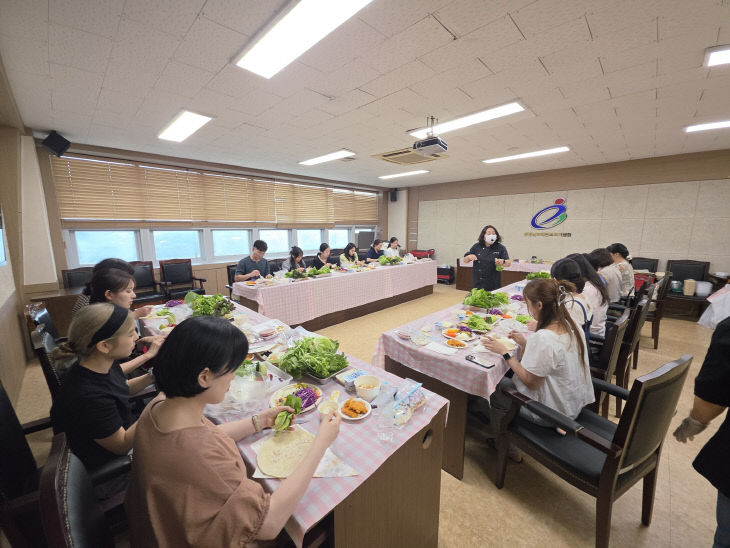 태안교육지원청, 요리 놀이로 여는 유치원 교사 마음 치유 연수