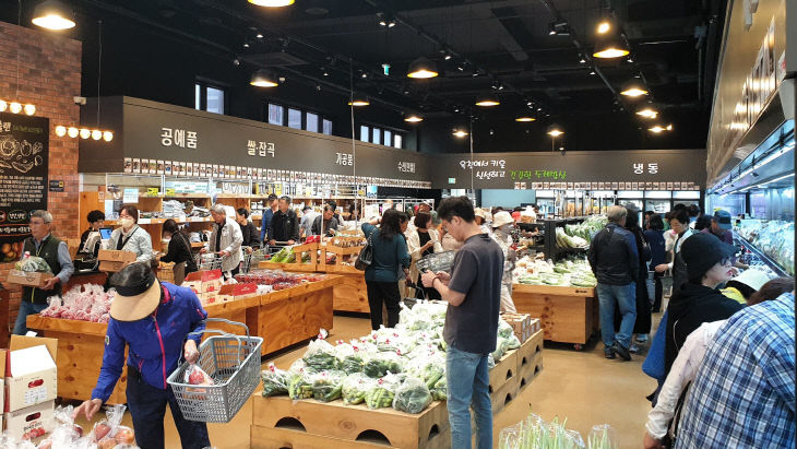 사진1) 옥천로컬푸드직매장(내부)