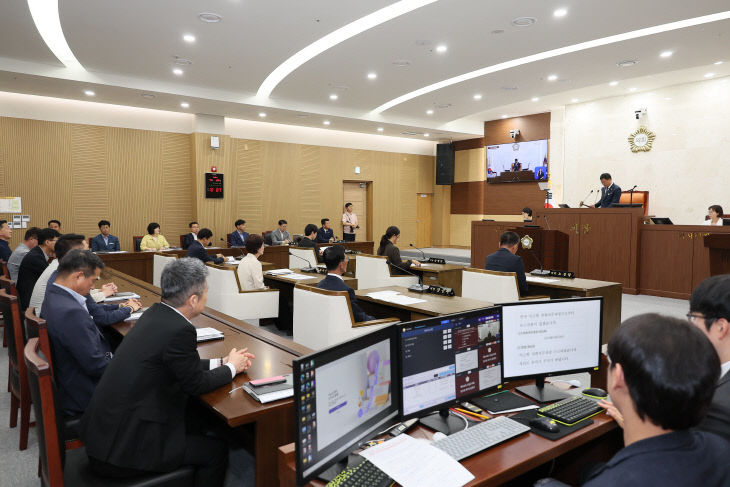 서천군의회, 제10대 의회 첫 임시회 개회