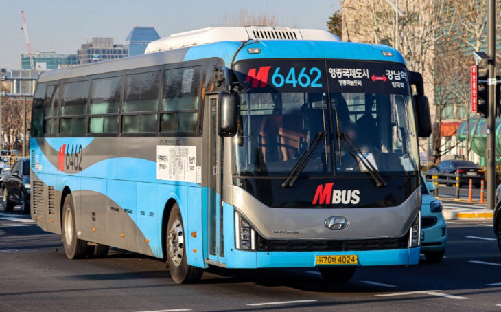 1-1 참고사진 (M6462 버스 모습)
