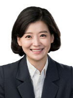 김효정 위원장